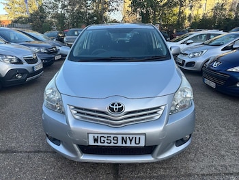 Used Toyota Verso 2009 for sale - 76170434: Photo