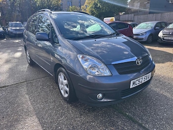 2002 - 1.8 VVT-i T Spirit 5-Door