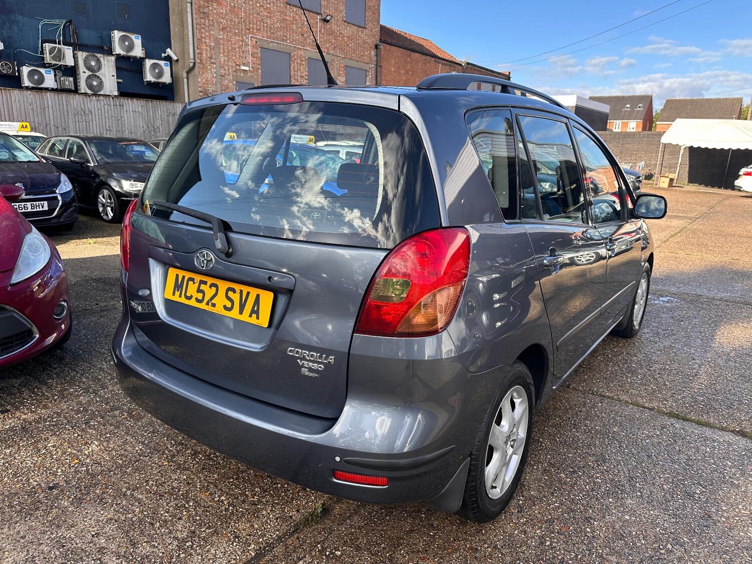 Used Toyota Corolla Verso 2002 for sale - 76030800: Photo 7