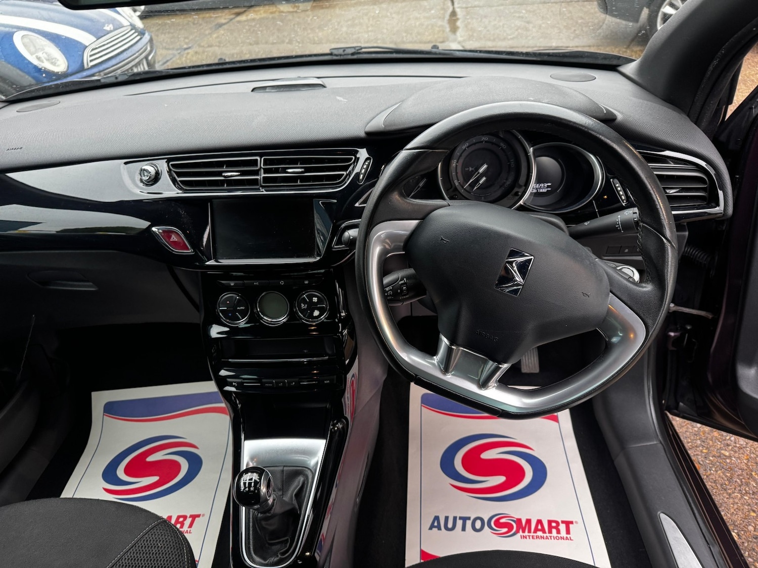 Used DS Automobiles DS 3 2015 for sale - 77342679: Photo 11