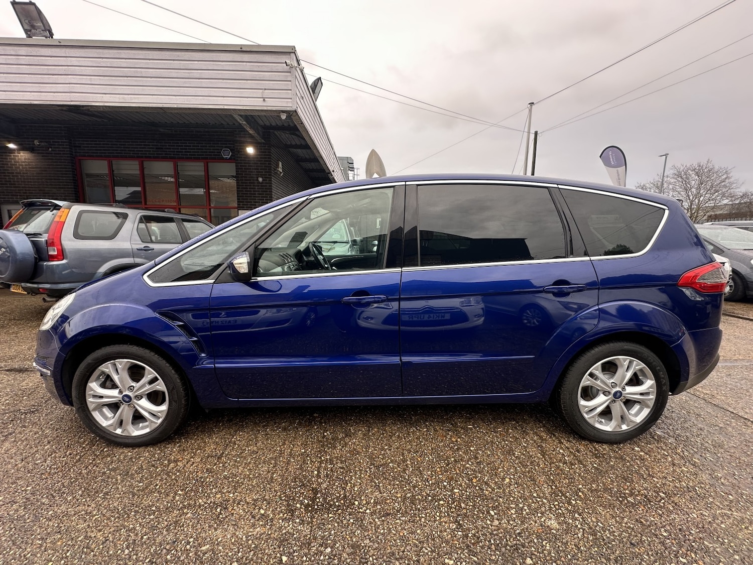 Used Ford S-Max 2015 for sale - 78056902: Photo 4