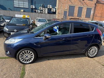 Used Ford Fiesta 2012 for sale - 75223177: Photo