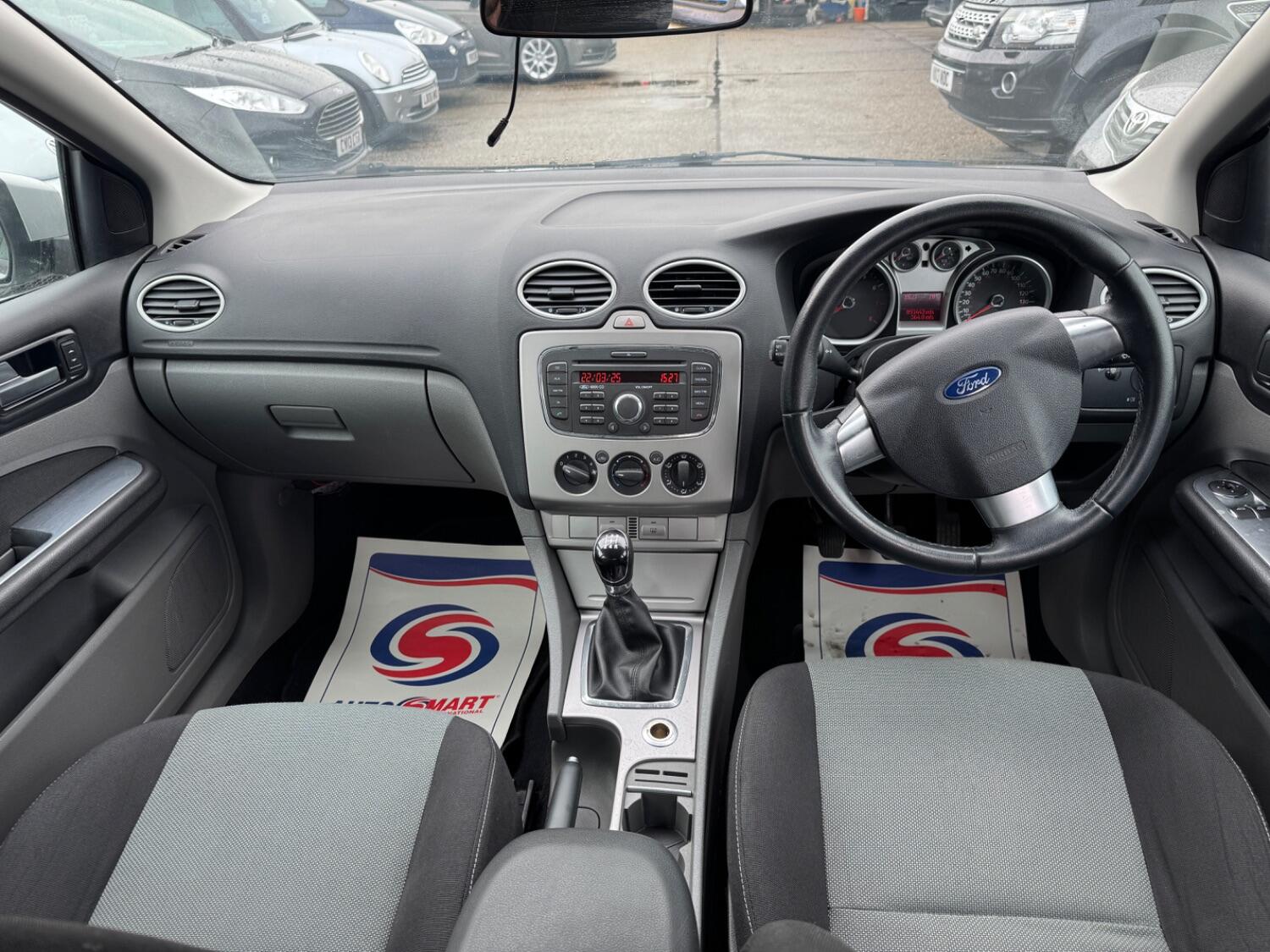 Used Ford Focus 2010 for sale - 76794317: Photo 10