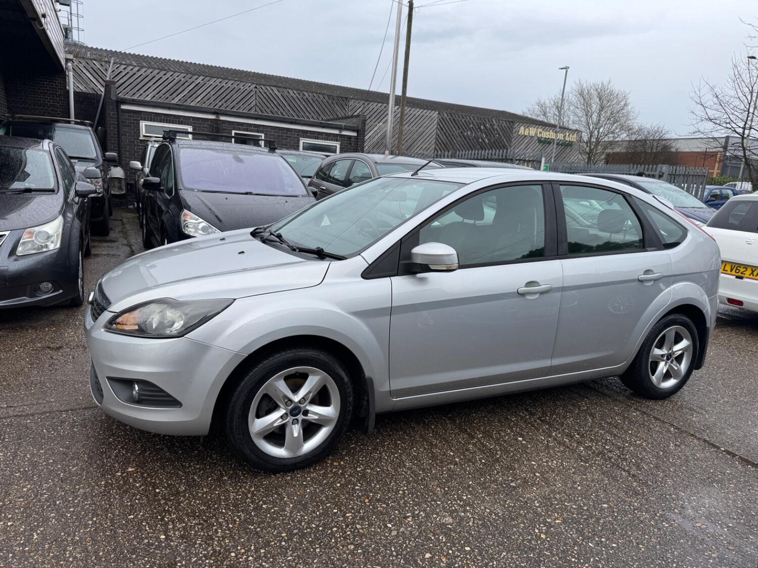 Used Ford Focus 2010 for sale - 76794317: Photo 3