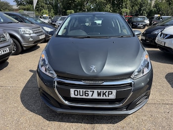 Used Peugeot 208 2017 for sale - 79234878: Photo