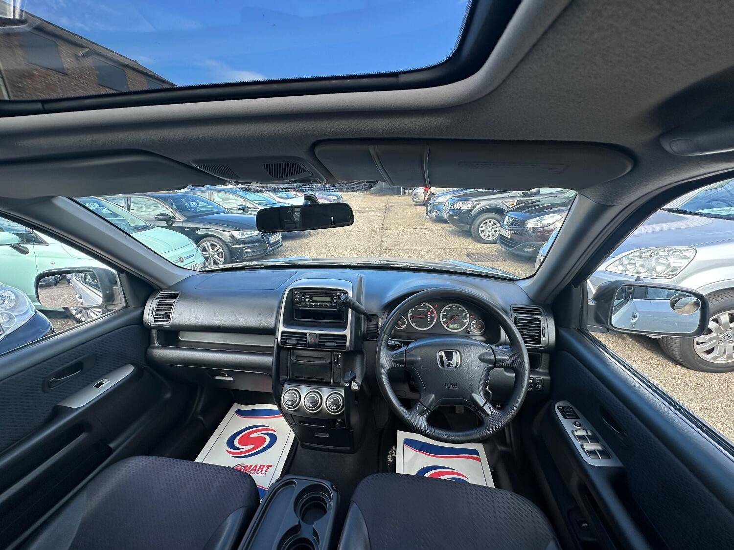 Used Honda CR-V 2003 for sale - 76455438: Photo 15