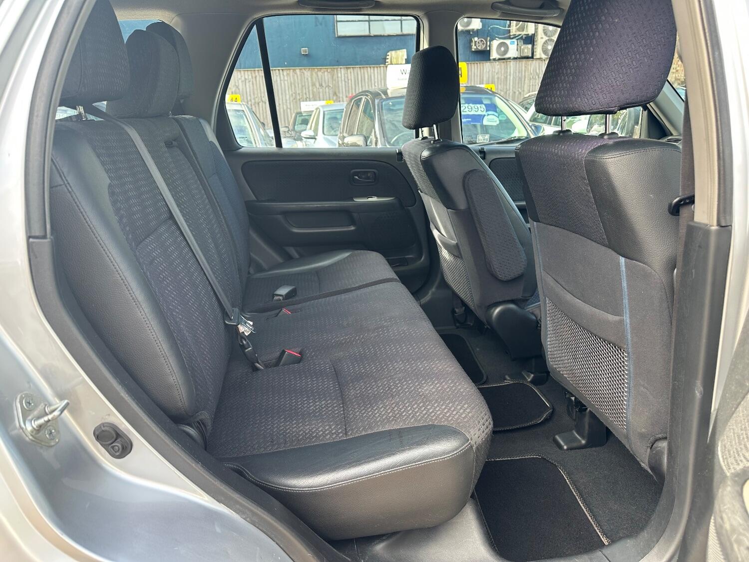 Used Honda CR-V 2003 for sale - 76455438: Photo 17