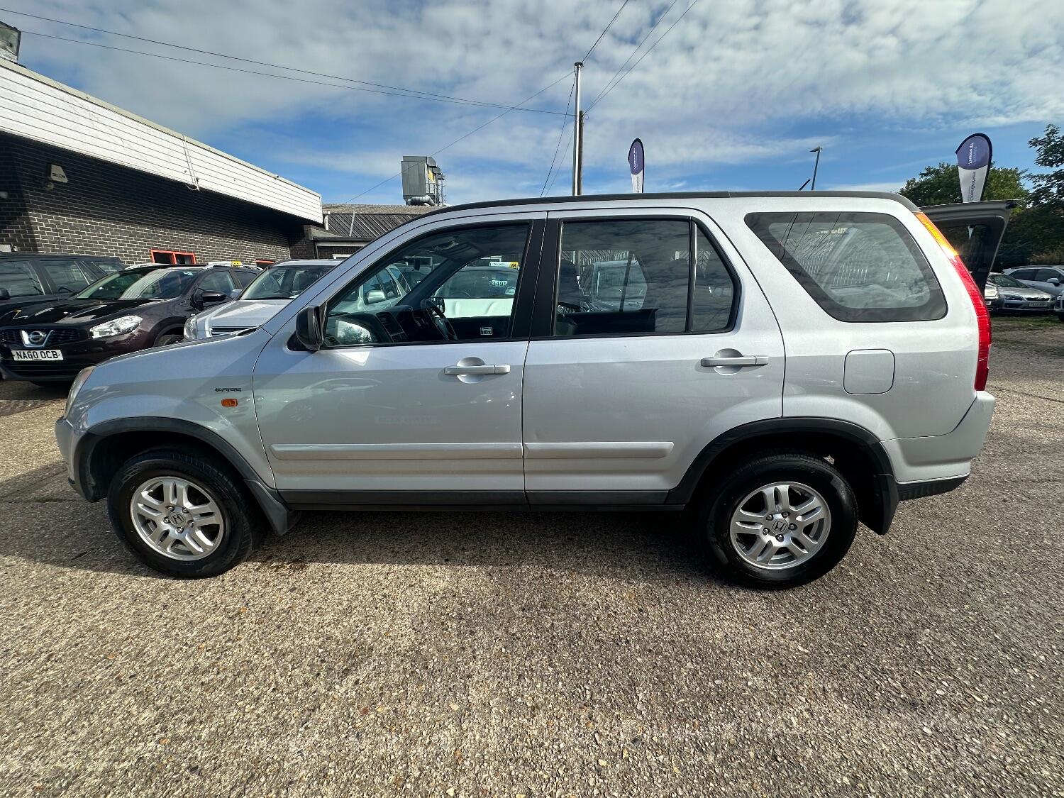 Used Honda CR-V 2003 for sale - 76455438: Photo 4