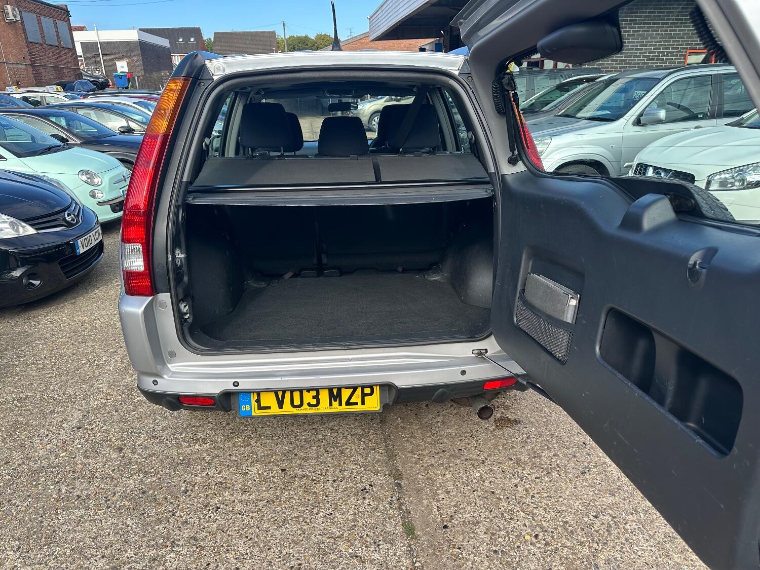 Used Honda CR-V 2003 for sale - 76455438: Photo 8