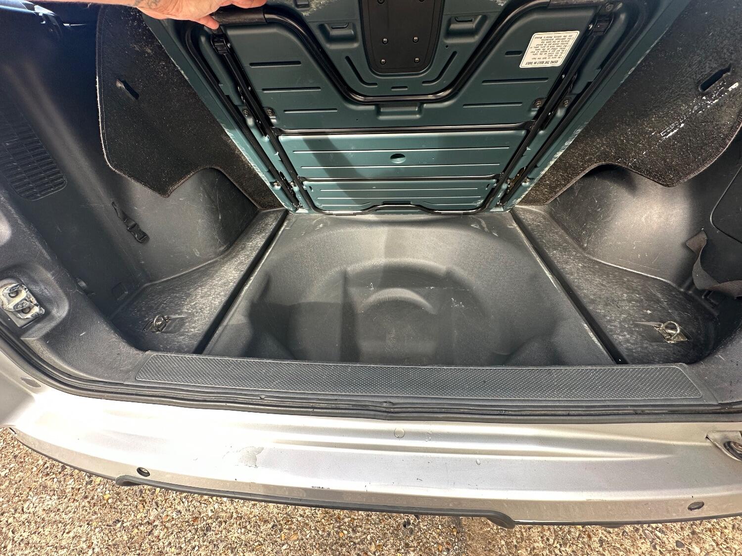 Used Honda CR-V 2003 for sale - 76455438: Photo 9