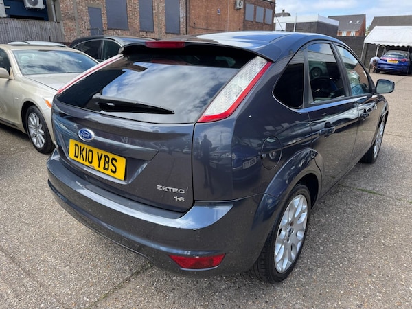 Used Ford Focus 2010 for sale - 74651049: Photo 8