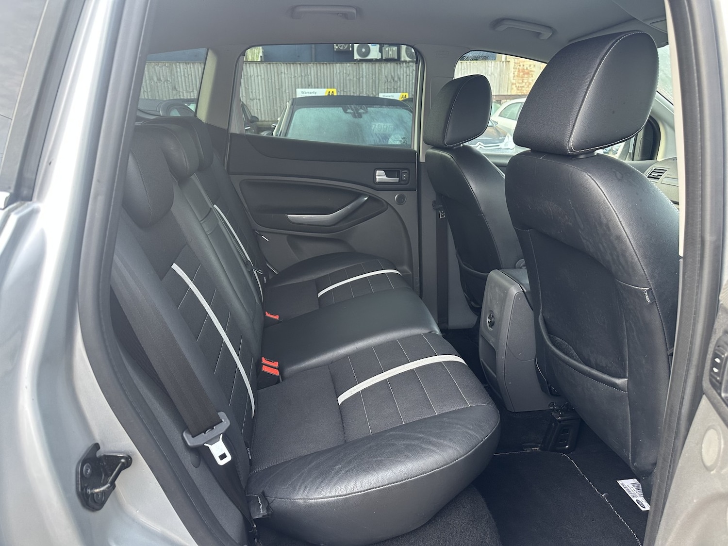 Used Ford Kuga 2011 for sale - 76559904: Photo 9