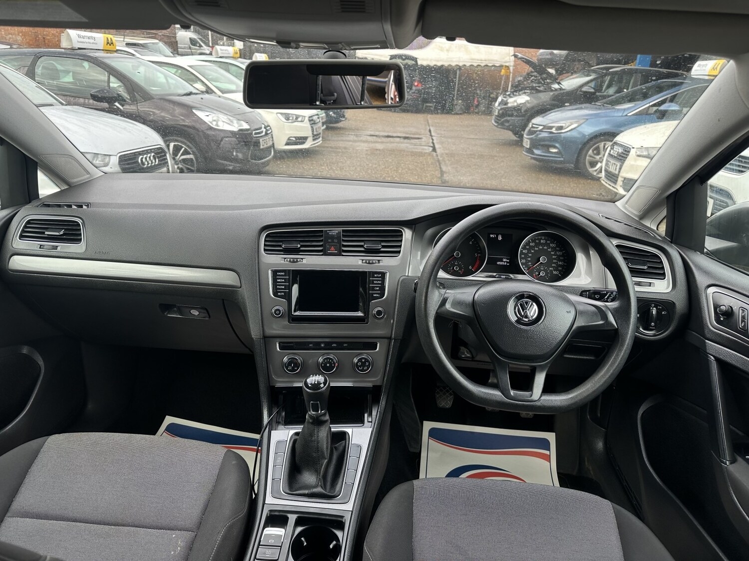 Used Volkswagen Golf 2013 for sale - 77610093: Photo 11