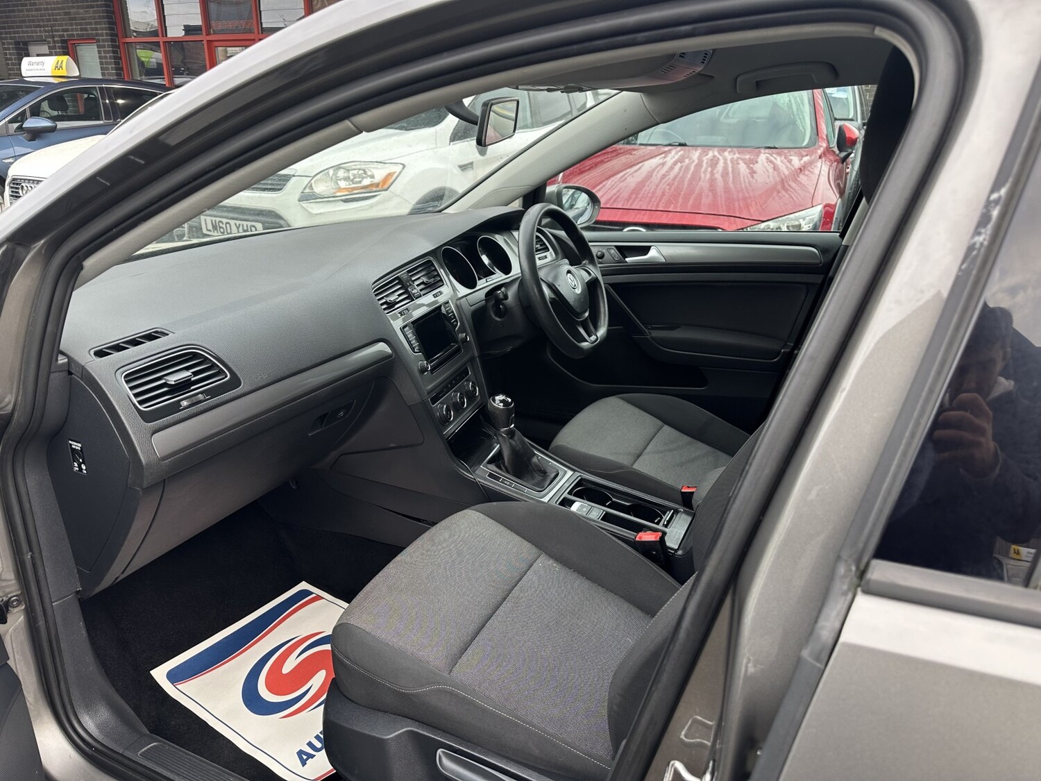 Used Volkswagen Golf 2013 for sale - 77610093: Photo 12