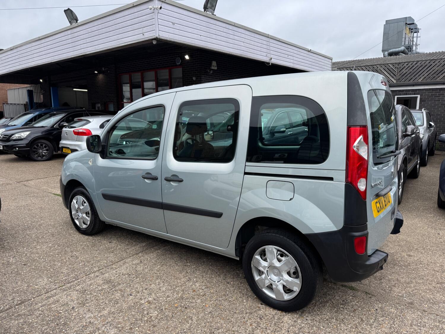 Vehicle 3