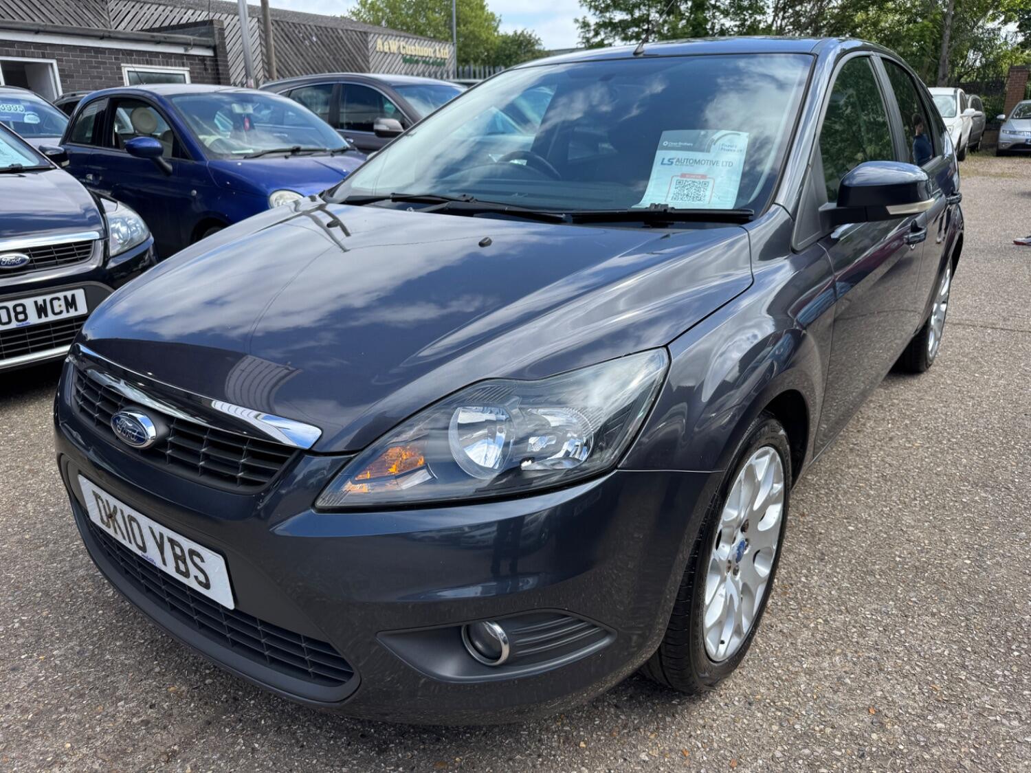 Used Ford Focus 2010 for sale - 76897051: Photo 5