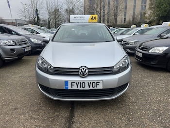 Used Volkswagen Golf 2010 for sale - 77241880: Photo