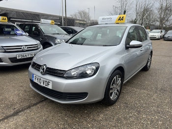 Used Volkswagen Golf 2010 for sale - 77241880: Photo