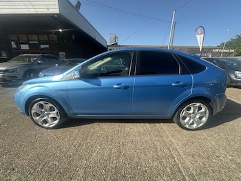 Used Ford Focus 2010 for sale - 78683413: Photo