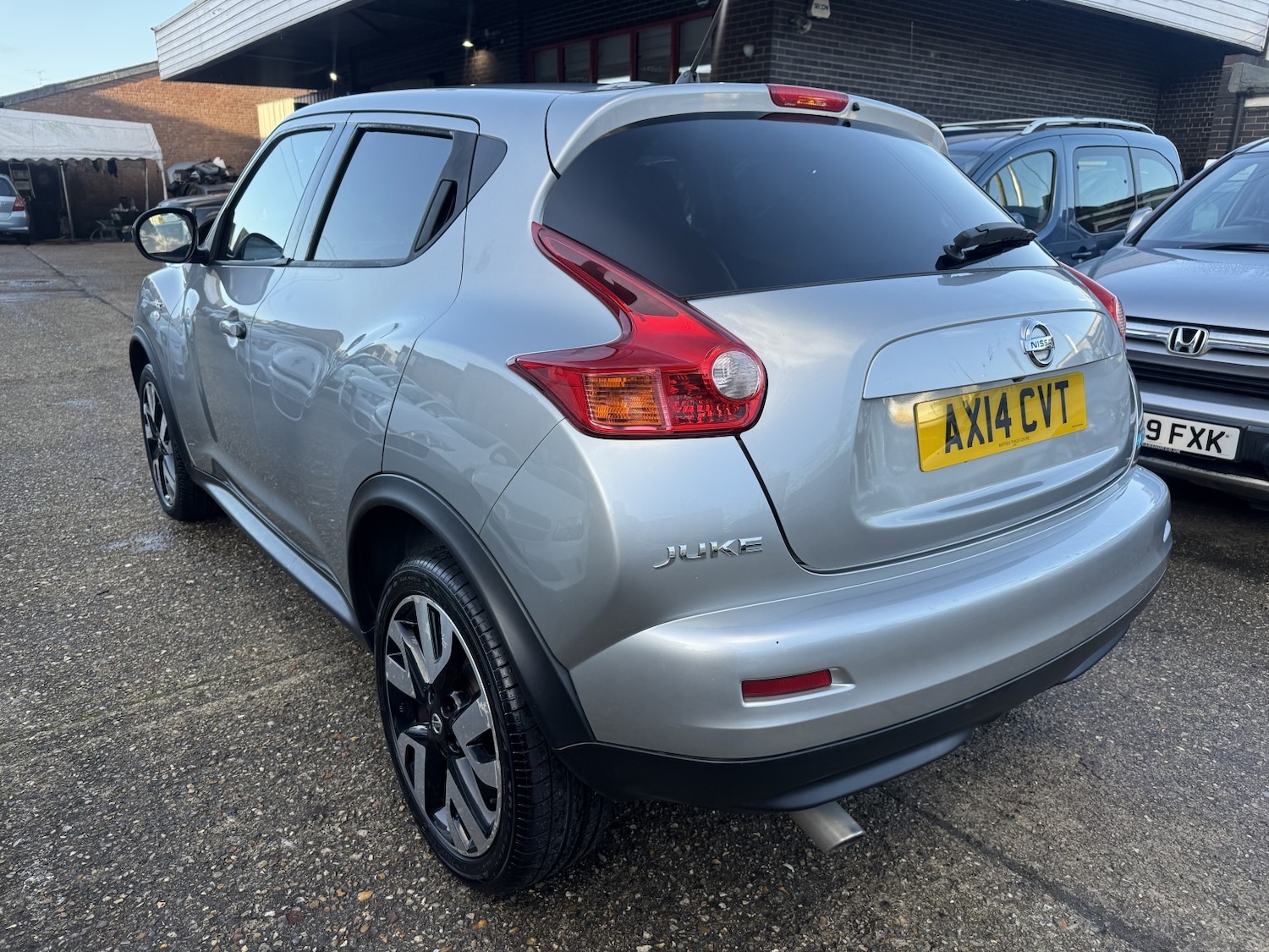 Used Nissan Juke 2014 for sale - 76863917: Photo 5