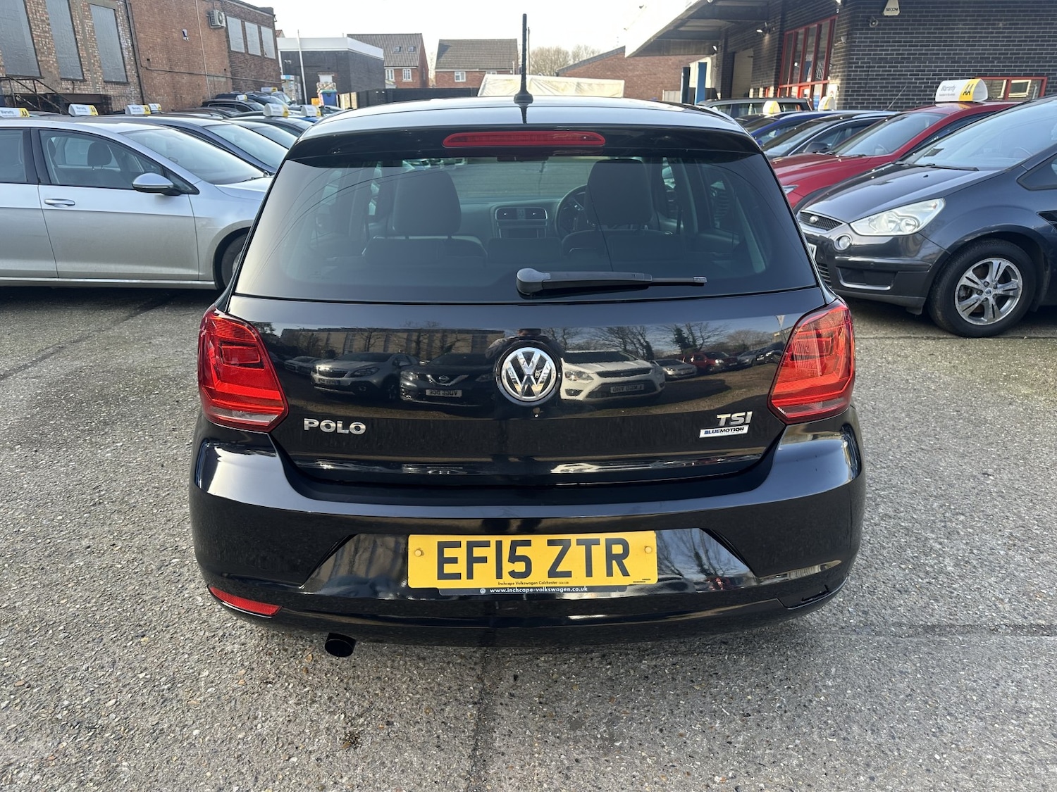 Used Volkswagen Polo 2015 for sale - 77508625: Photo 6