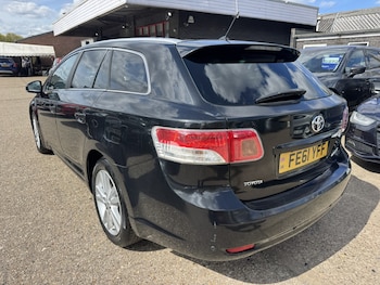 Used Toyota Avensis 2011 for sale - 78242717: Photo