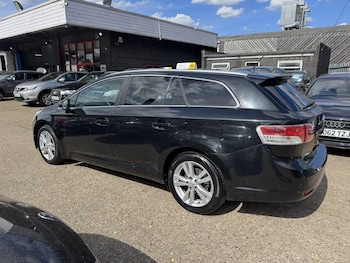 Used Toyota Avensis 2011 for sale - 78242717: Photo