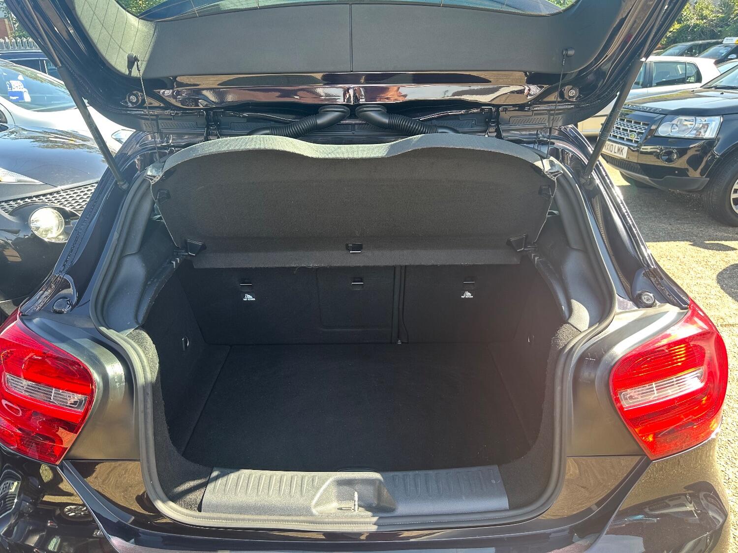 Used Mercedes-Benz A-Class 2015 for sale - 75975587: Photo 14