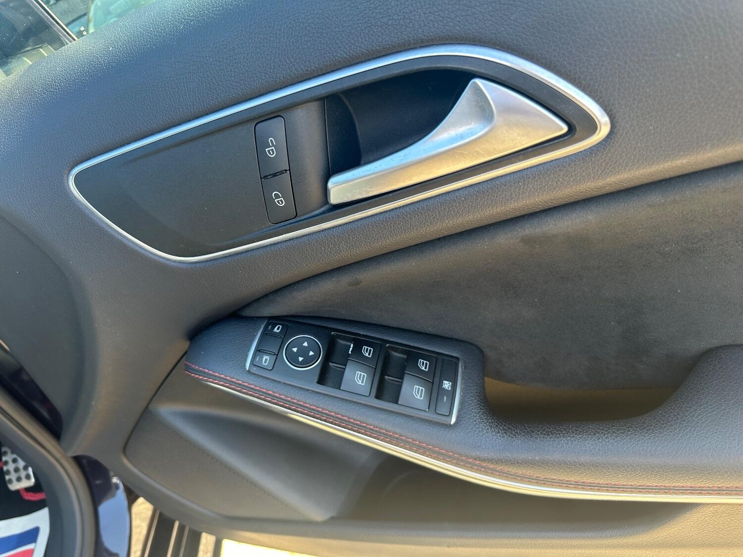 Used Mercedes-Benz A-Class 2015 for sale - 75975587: Photo 9