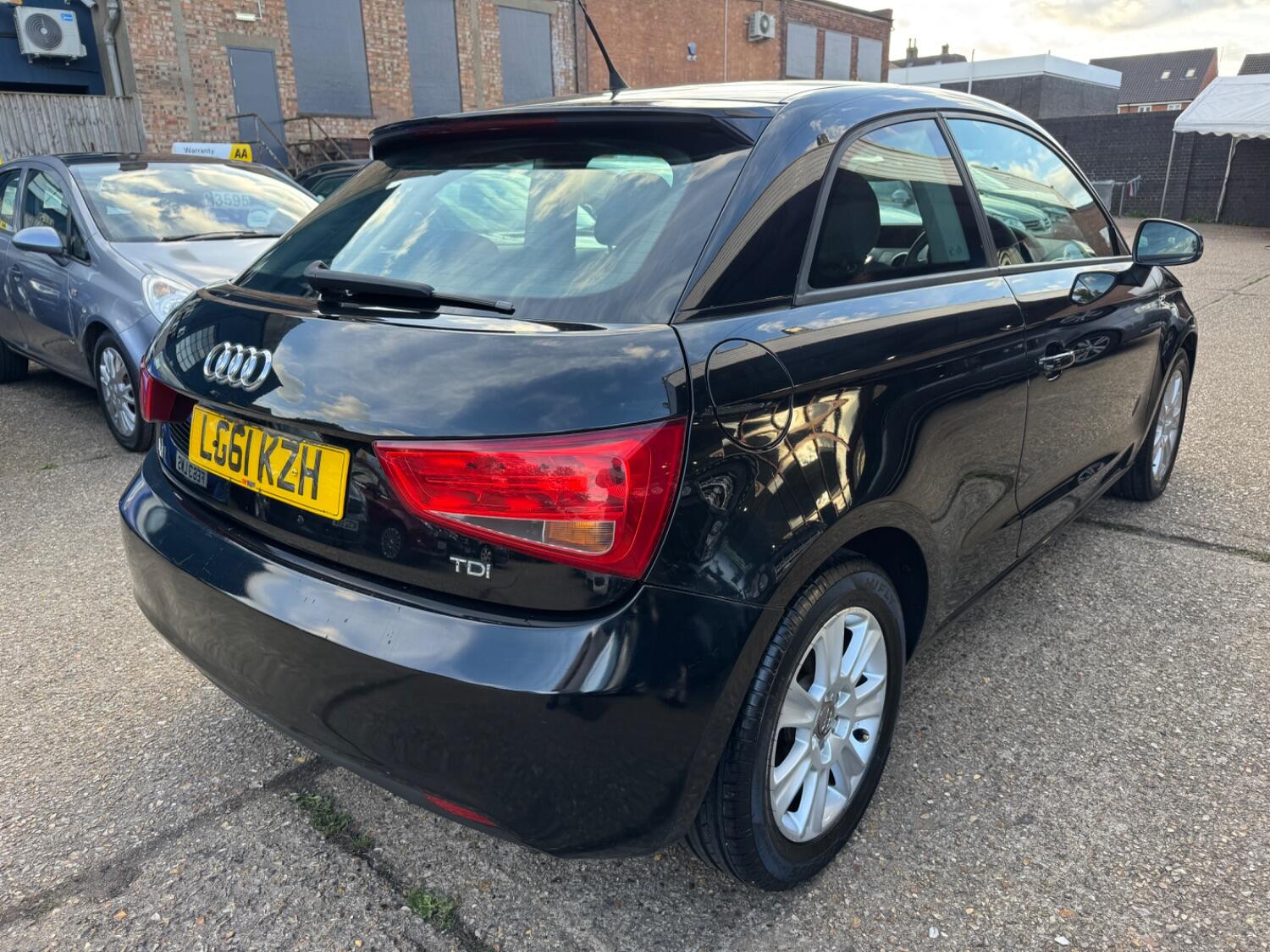 Used Audi A1 2011 for sale - 76041102: Photo 8