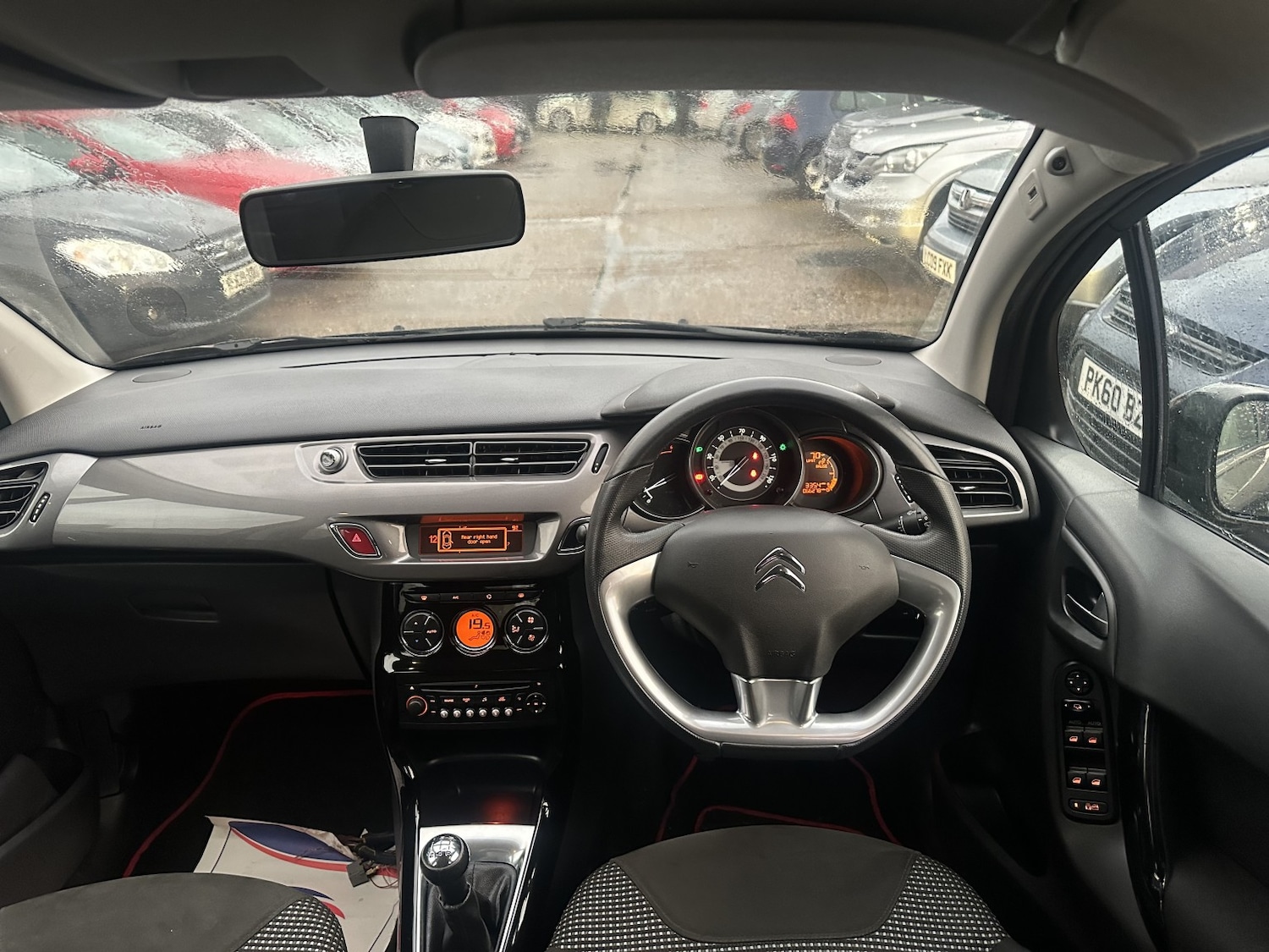 Used Citroen C3 2013 for sale - 76560005: Photo 11