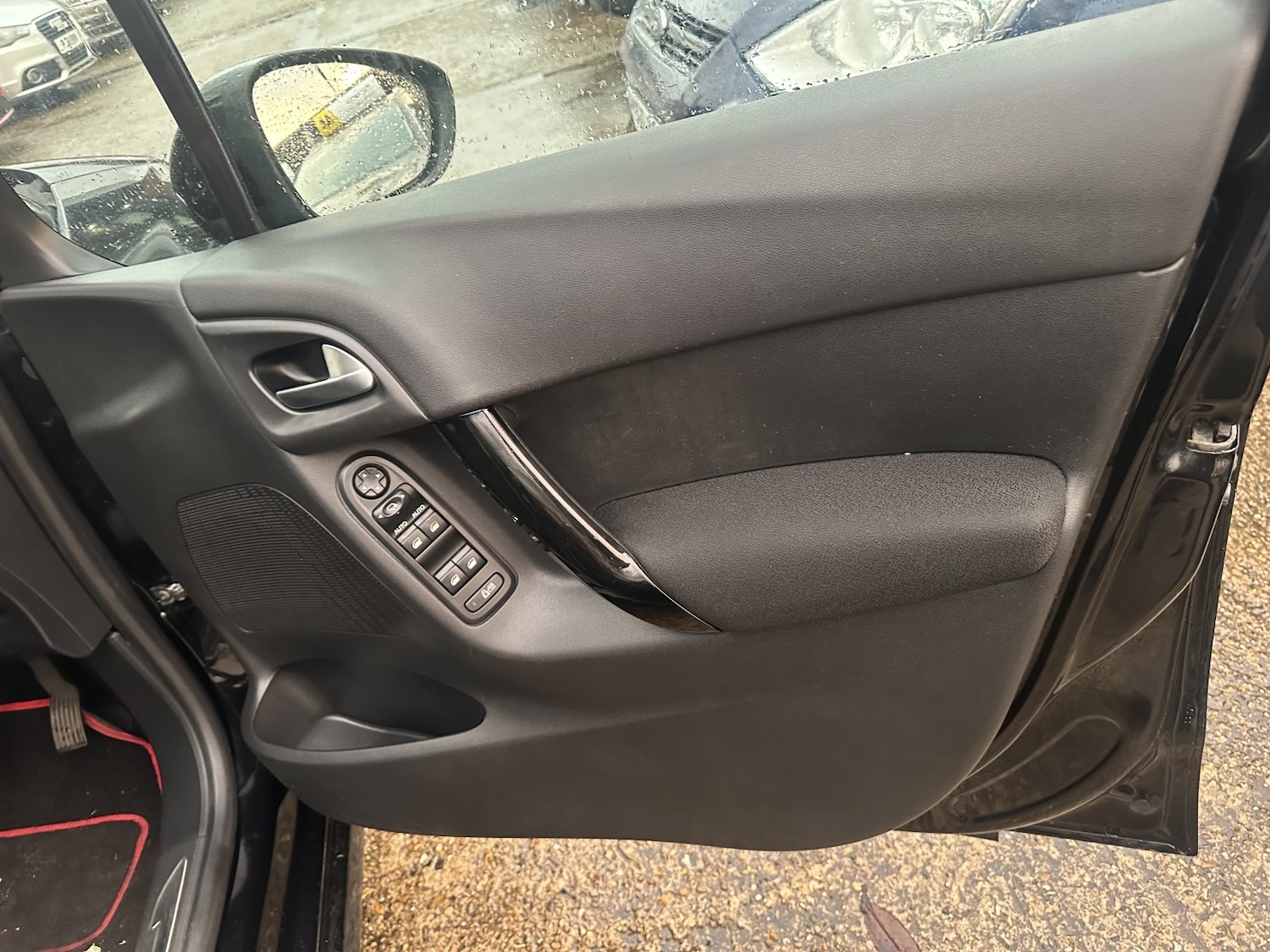 Used Citroen C3 2013 for sale - 76560005: Photo 9