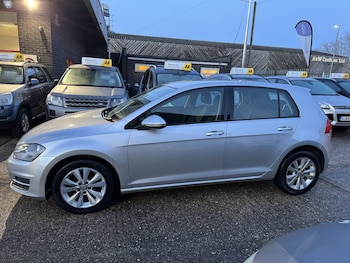 Used Volkswagen Golf 2013 for sale - 79010715: Photo