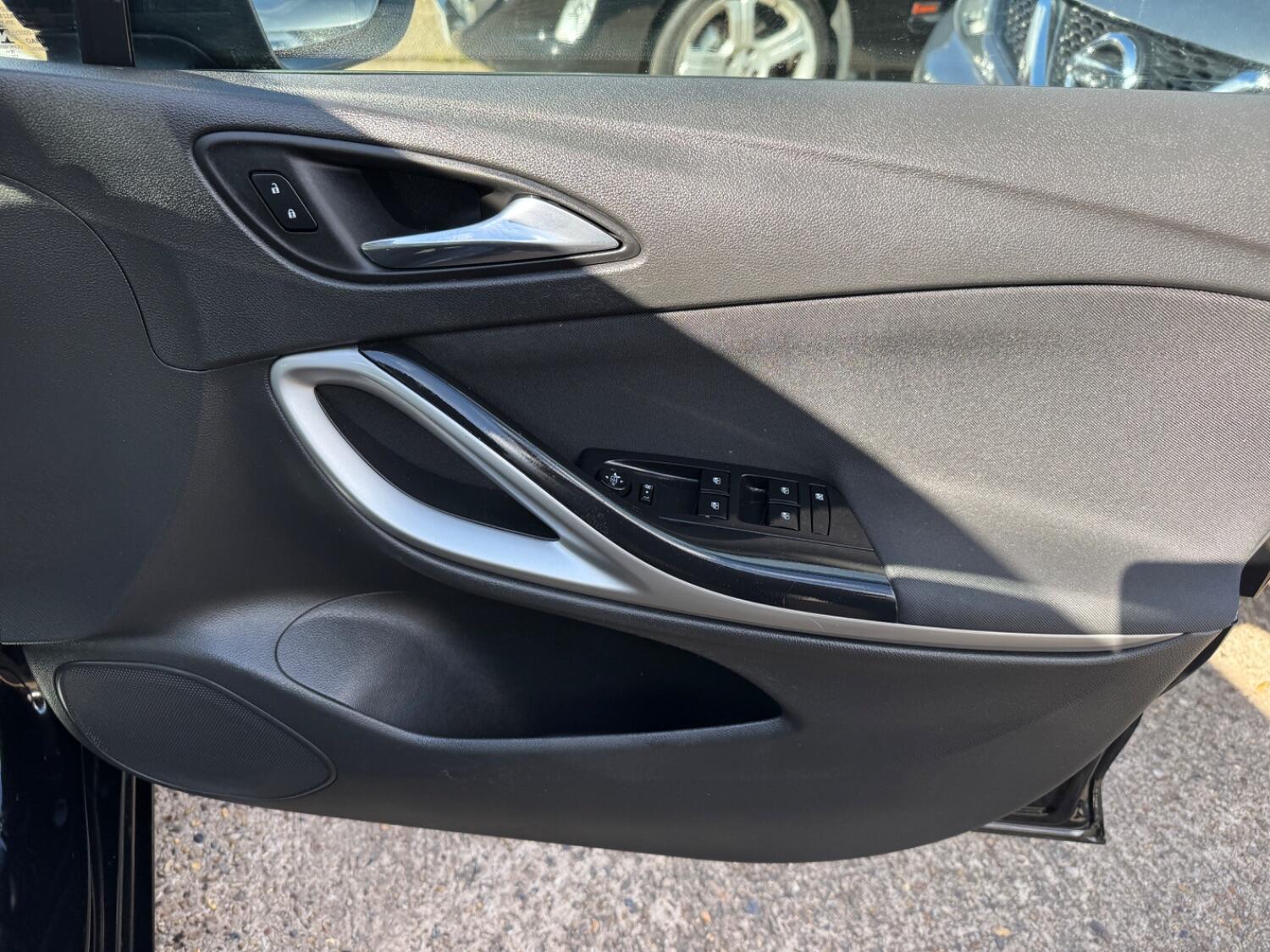 Used Vauxhall Astra 2017 for sale - 76769530: Photo 10