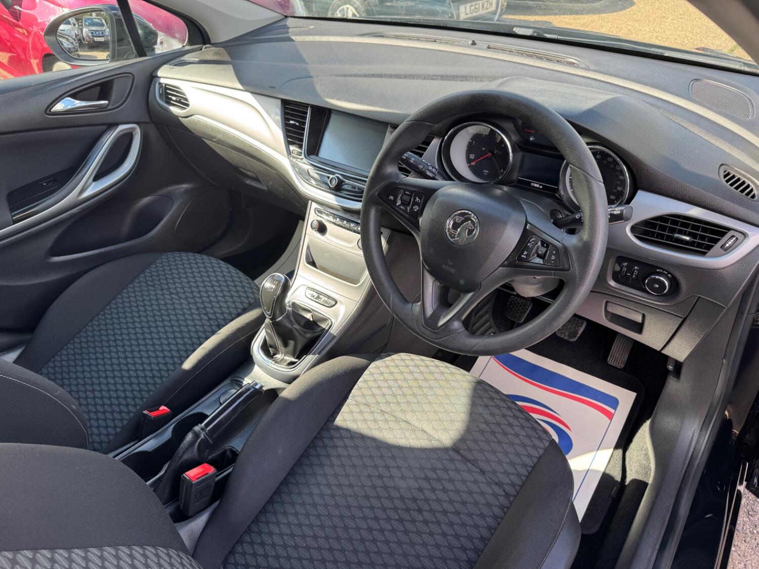 Used Vauxhall Astra 2017 for sale - 76769530: Photo 9