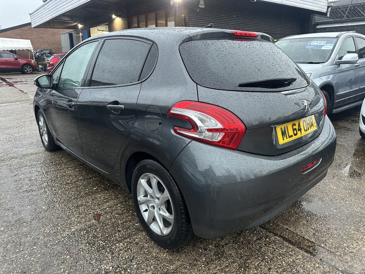 Used Peugeot 208 2014 for sale - 76666147: Photo 5