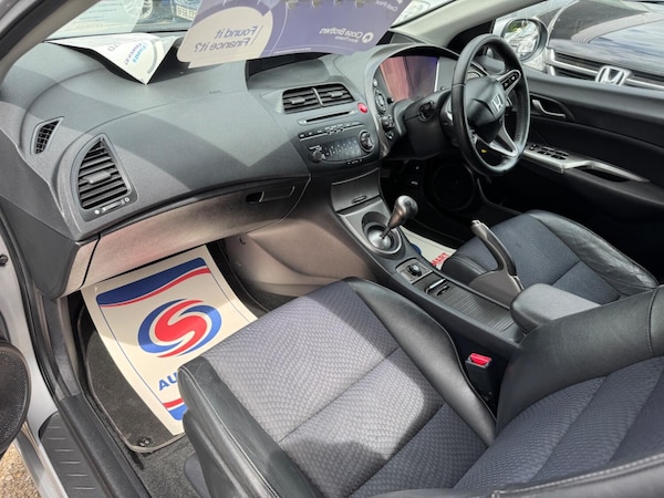 Used Honda Civic 2010 for sale - 75213100: Photo 10