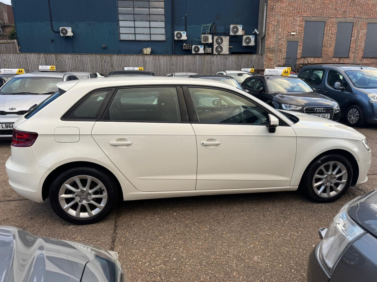 Used Audi A3 2013 for sale - 77564207: Photo 8