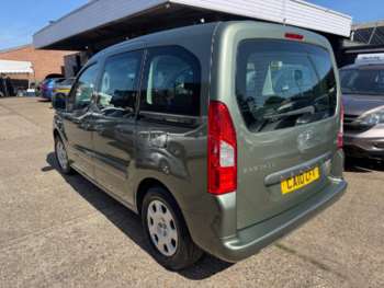 Used Peugeot Partner Tepee 2010 for sale - 74878587: Photo