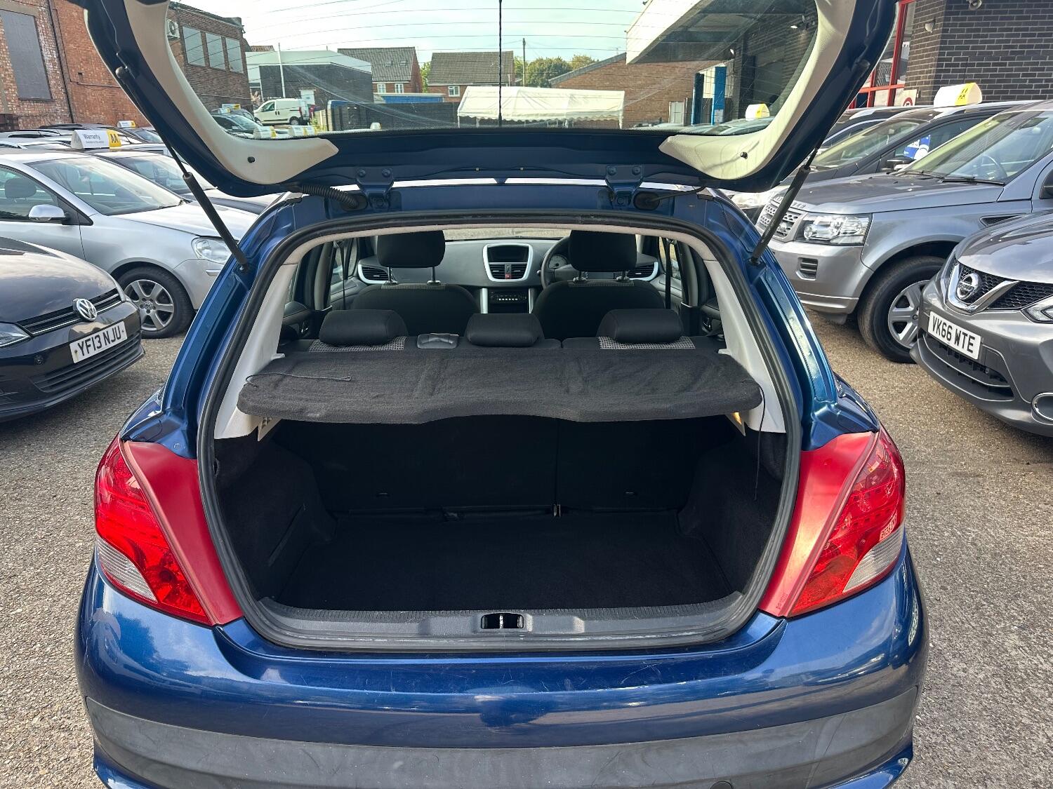 Used Peugeot 207 2009 for sale - 76164628: Photo 14