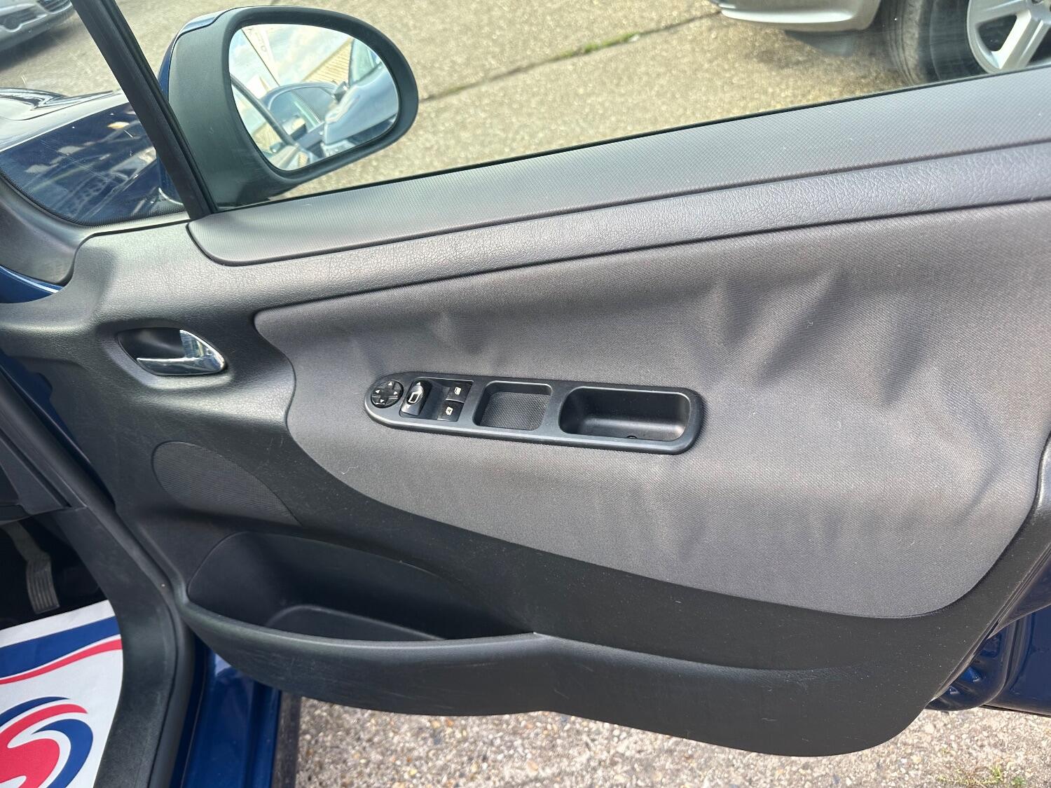 Used Peugeot 207 2009 for sale - 76164628: Photo 9