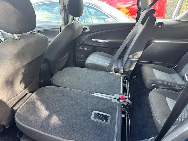 Used Ford S-Max 2010 for sale - 72630127: Photo 17