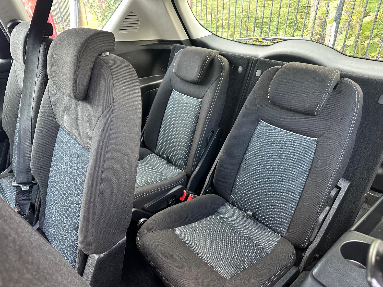 Used Ford S-Max 2010 for sale - 72630127: Photo 18