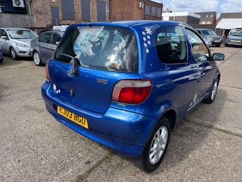 Used Toyota Yaris 2003 for sale - 75428821: Photo