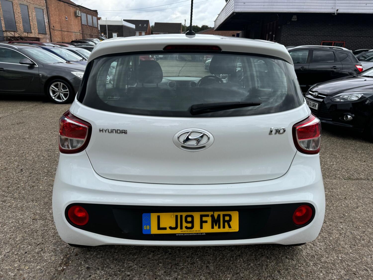 Used Hyundai i10 2019 for sale - 76794329: Photo 6