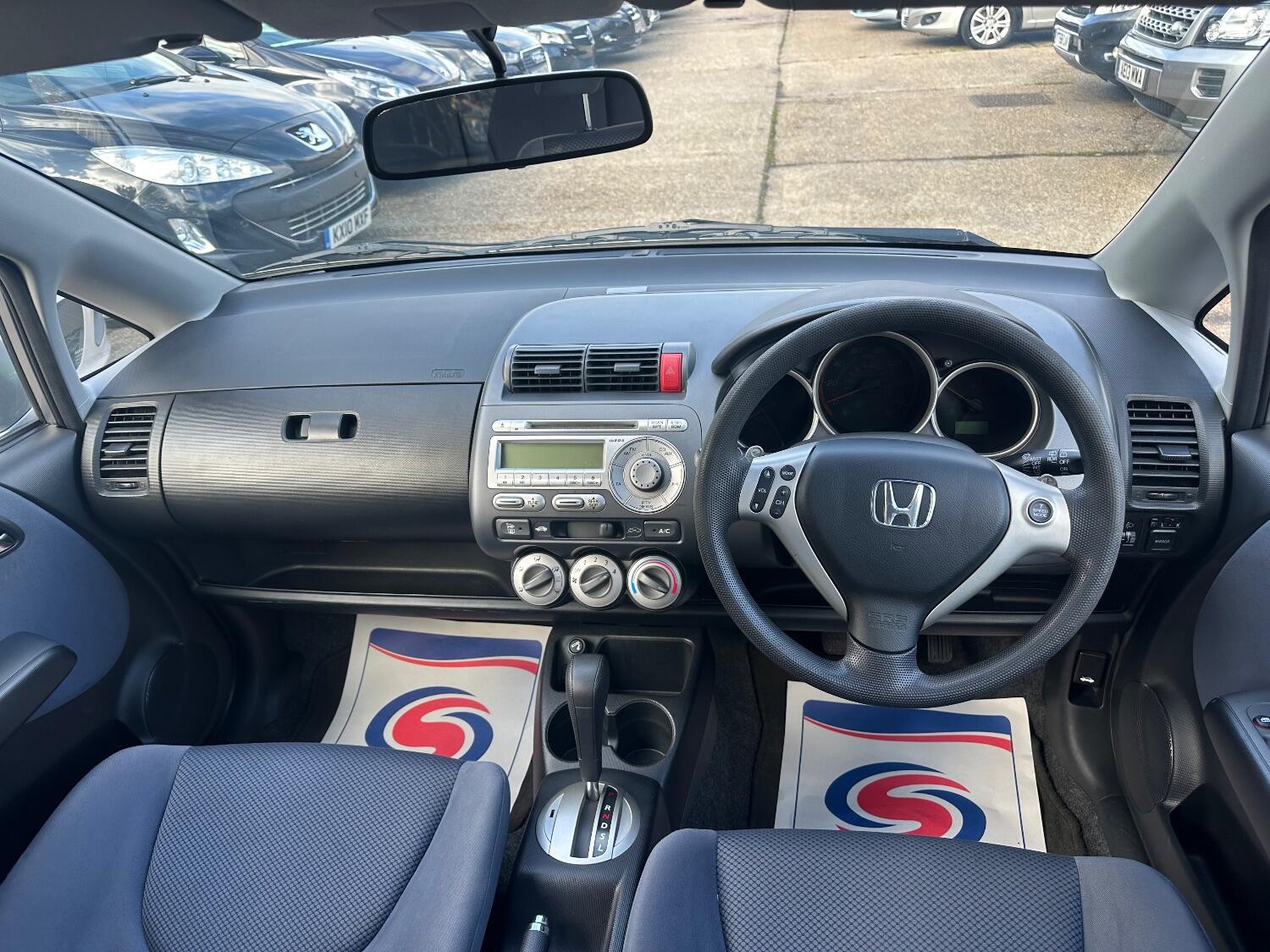Used Honda Jazz 2005 for sale - 76164493: Photo 11