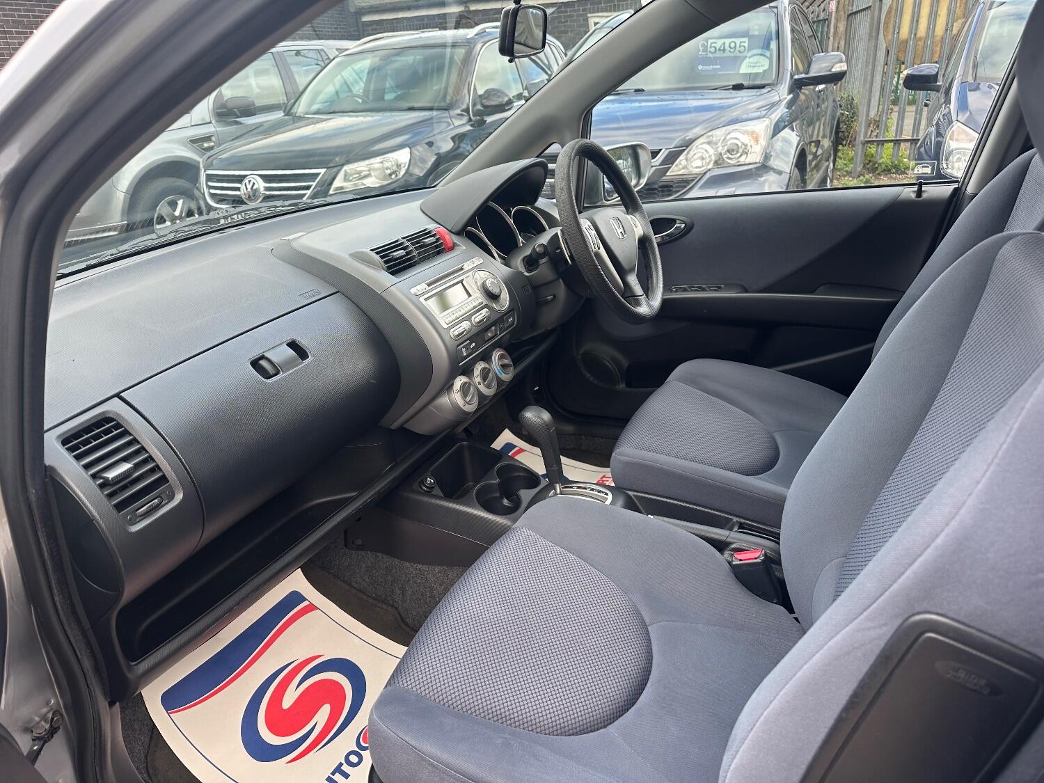 Used Honda Jazz 2005 for sale - 76164493: Photo 12