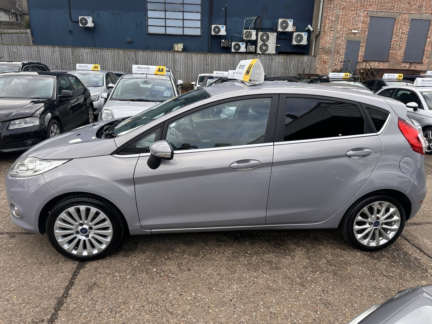 Used Ford Fiesta 2011 for sale - 77595444: Photo 8