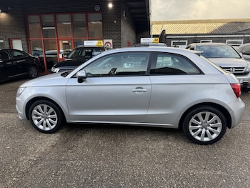 Used Audi A1 2011 for sale - 78286303: Photo