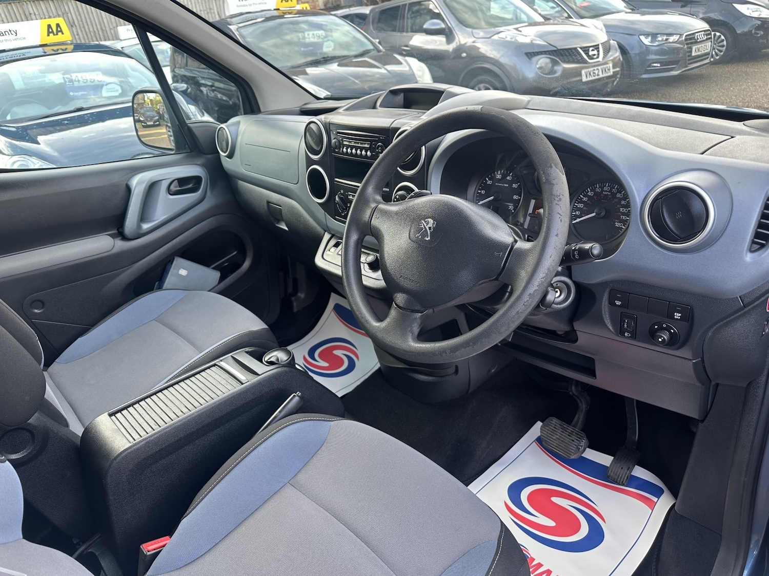 Used Peugeot Partner Tepee 2012 for sale - 76407579: Photo 10